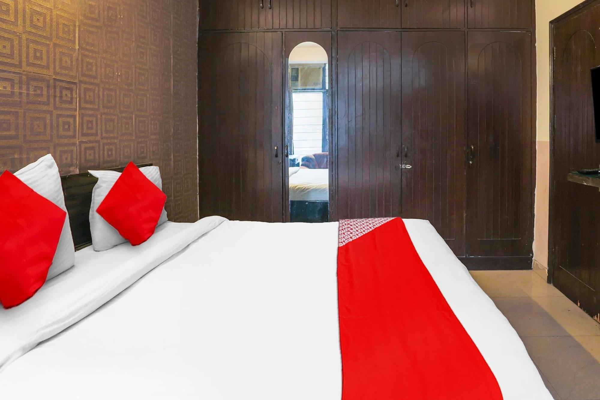 ניו דלהי Hotel O Royal Galaxy מראה חיצוני תמונה